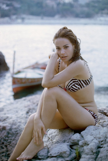 Claudine Auger feet photo 13