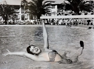 Claudine Longet feet photo 4