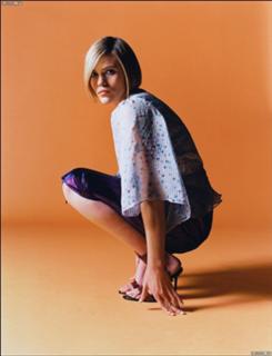 Clea DuVall feet photo 2