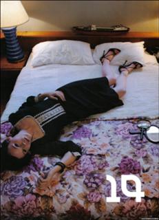 Clea DuVall feet photo 3