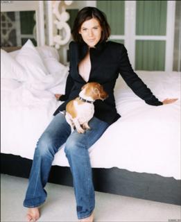 Clea DuVall feet photo 9