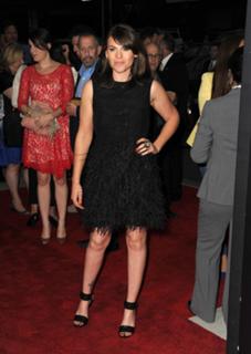 Clea DuVall feet photo 9
