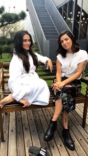 Cleo feet photo thumbnail