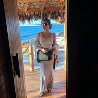 Cleo feet photo thumbnail