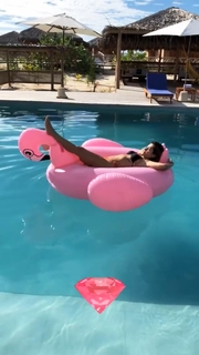 Cleo feet photo thumbnail