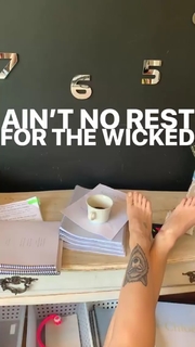 Cleo feet photo thumbnail
