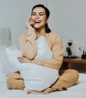 Cleo feet photo thumbnail