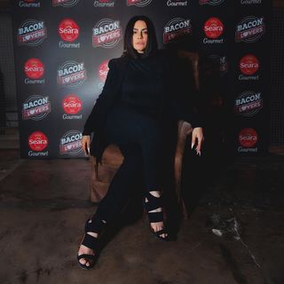 Cleo feet photo thumbnail