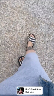 Cleo feet photo thumbnail