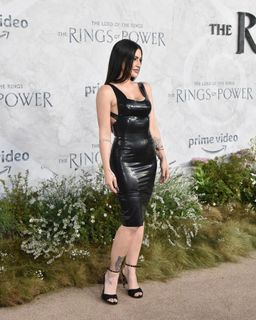 Cleo feet photo thumbnail