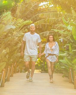 Cleo feet photo thumbnail