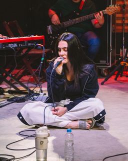 Cleo feet photo thumbnail