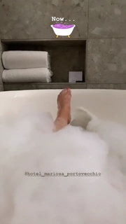 Clio Pajczer feet photo 8
