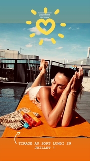 Clio Pajczer feet photo 8