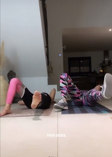Clio Pajczer feet photo 6