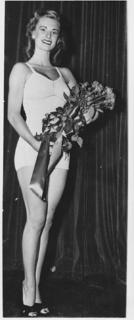Cloris Leachman feet photo 18