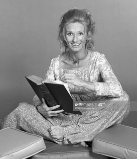 Cloris Leachman feet photo 6