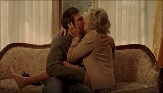 Cloris Leachman feet photo 3