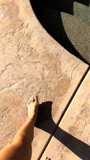 Cláudia Alende feet photo 6