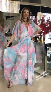 Cláudia Citroni feet photo thumbnail