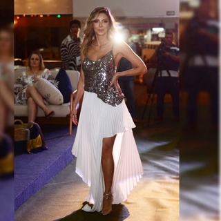 Cláudia Citroni feet photo thumbnail