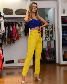 Cláudia Citroni feet photo thumbnail