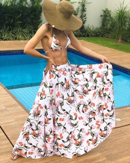 Cláudia Citroni feet photo thumbnail