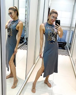 Cláudia Citroni feet photo thumbnail