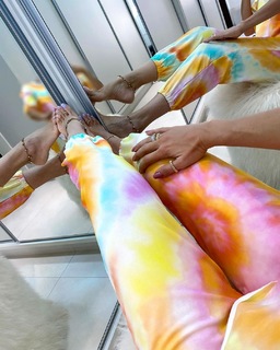 Cláudia Citroni feet photo thumbnail