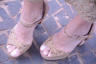 Cláudia Citroni feet photo thumbnail