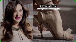 Cláudia Raia feet photo thumbnail