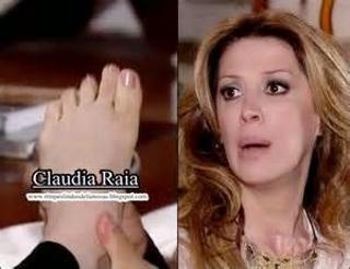 Cláudia Raia feet photo thumbnail