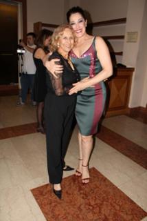 Cláudia Raia feet photo thumbnail