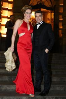 Cláudia Raia feet photo thumbnail