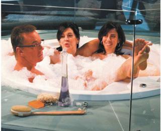 Cláudia Raia feet photo thumbnail