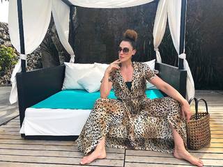 Cláudia Raia feet photo thumbnail