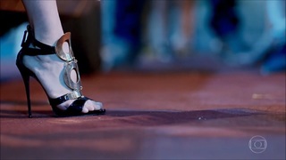 Cláudia Raia feet photo thumbnail