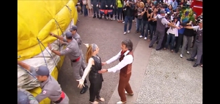 Cláudia Raia feet photo thumbnail