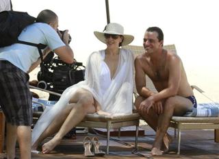 Cláudia Raia feet photo thumbnail