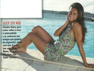 Cláudia Vieira feet photo thumbnail