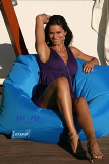 Cláudia Vieira feet photo thumbnail