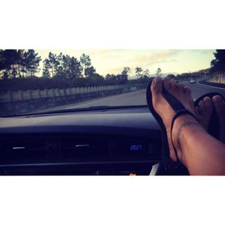 Cláudia Vieira feet photo thumbnail