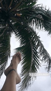 Cláudia Vieira feet photo thumbnail