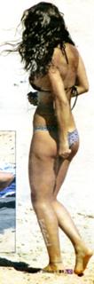 Cláudia Vieira feet photo thumbnail