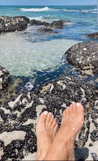 Cláudia Vieira feet photo thumbnail