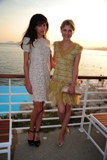 Clémence Poésy feet photo thumbnail