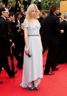 Clémence Poésy feet photo thumbnail