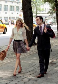 Clémence Poésy feet photo thumbnail