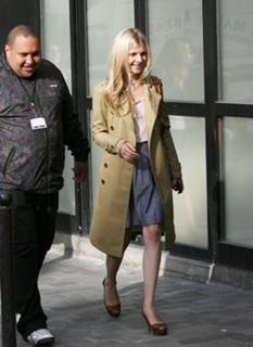 Clémence Poésy feet photo thumbnail