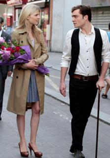 Clémence Poésy feet photo thumbnail